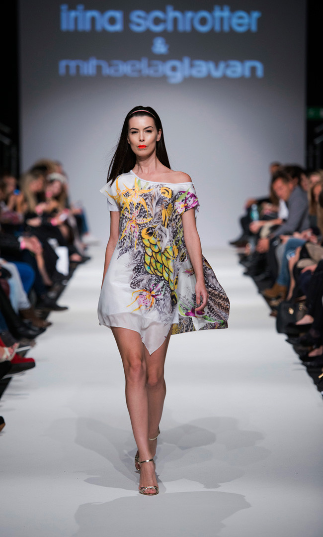 Vienna Fashion Week! Echipa romana fantastica - Lucian Broscatean pentru Irina Schrotter & Mihaela Glavan