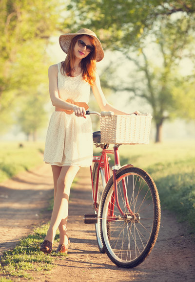 Cum sa arati bine pe bicicleta: 5 outfituri lejere Cum sa arati bine pe bicicleta: 5 outfituri lejere