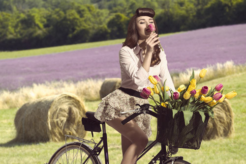 Cum sa arati bine pe bicicleta: 5 outfituri lejere Cum sa arati bine pe bicicleta: 5 outfituri lejere