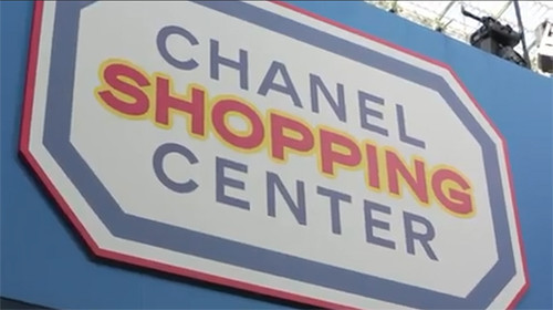 Paris Fashion Week 2014: Chanel a transformat podiumul intr-un supermarket