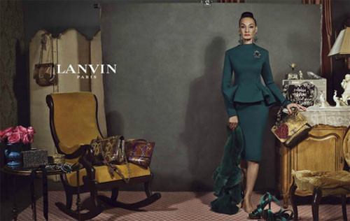 INCREDIBIL: Un model de 82 de ani in noua campanie Lanvin